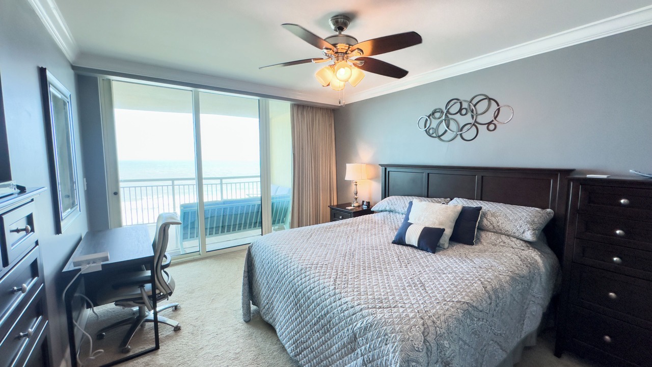 Photo of Bedroom in Ash