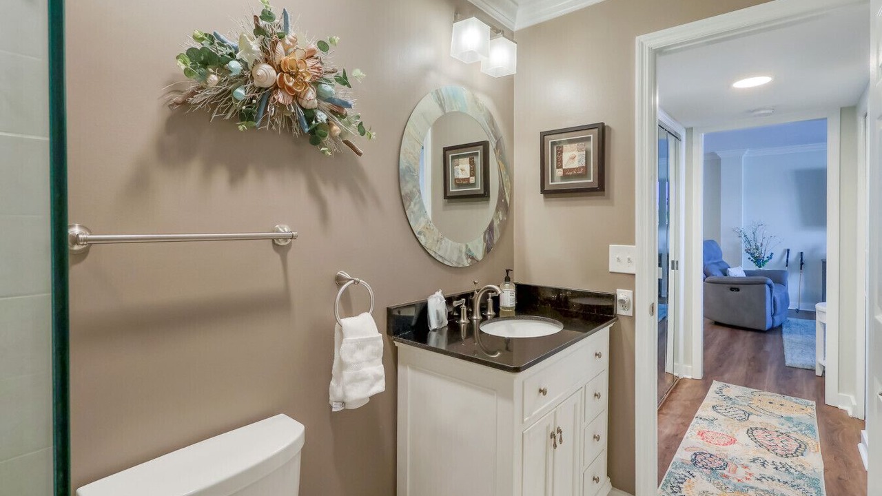 Photo of Bathroom in Harbour Town