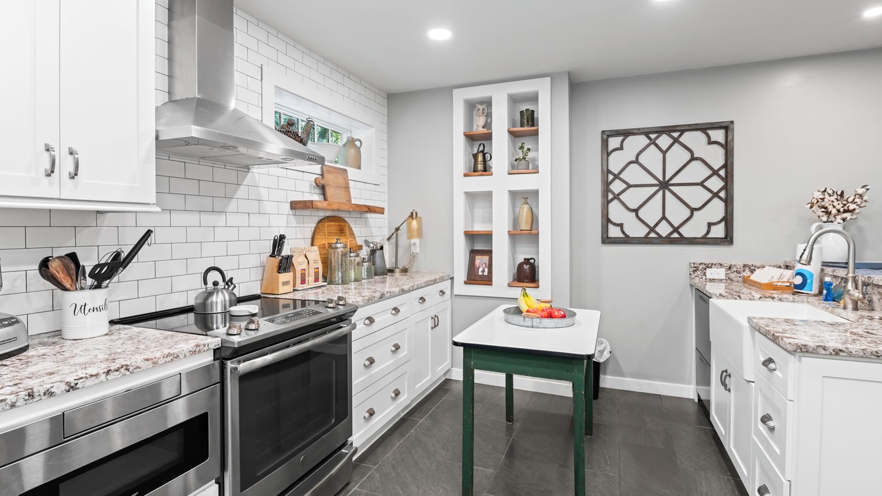 Photo of Kitchen in Lake Junaluska