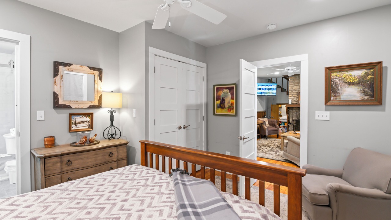 Photo of Bedroom in Lake Junaluska