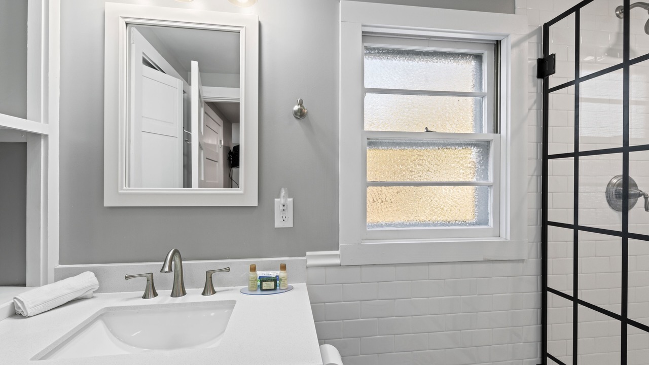 Photo of Bathroom in Lake Junaluska