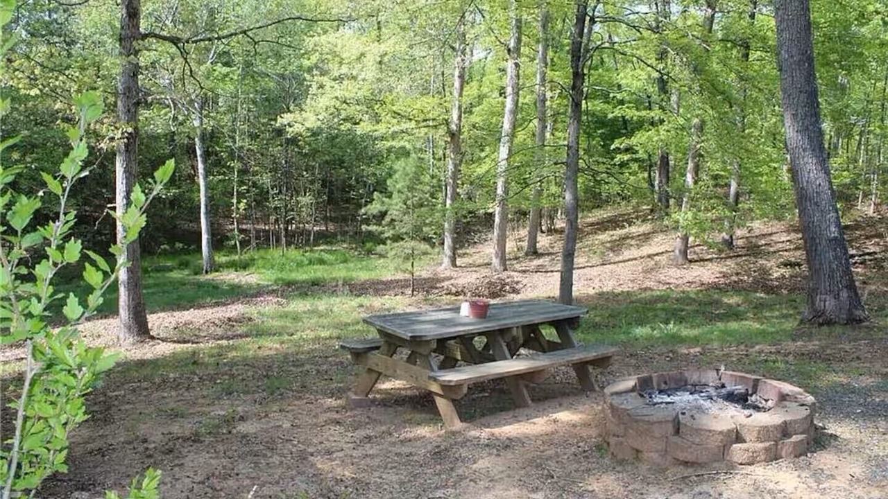 Photo of Outdoor in New London