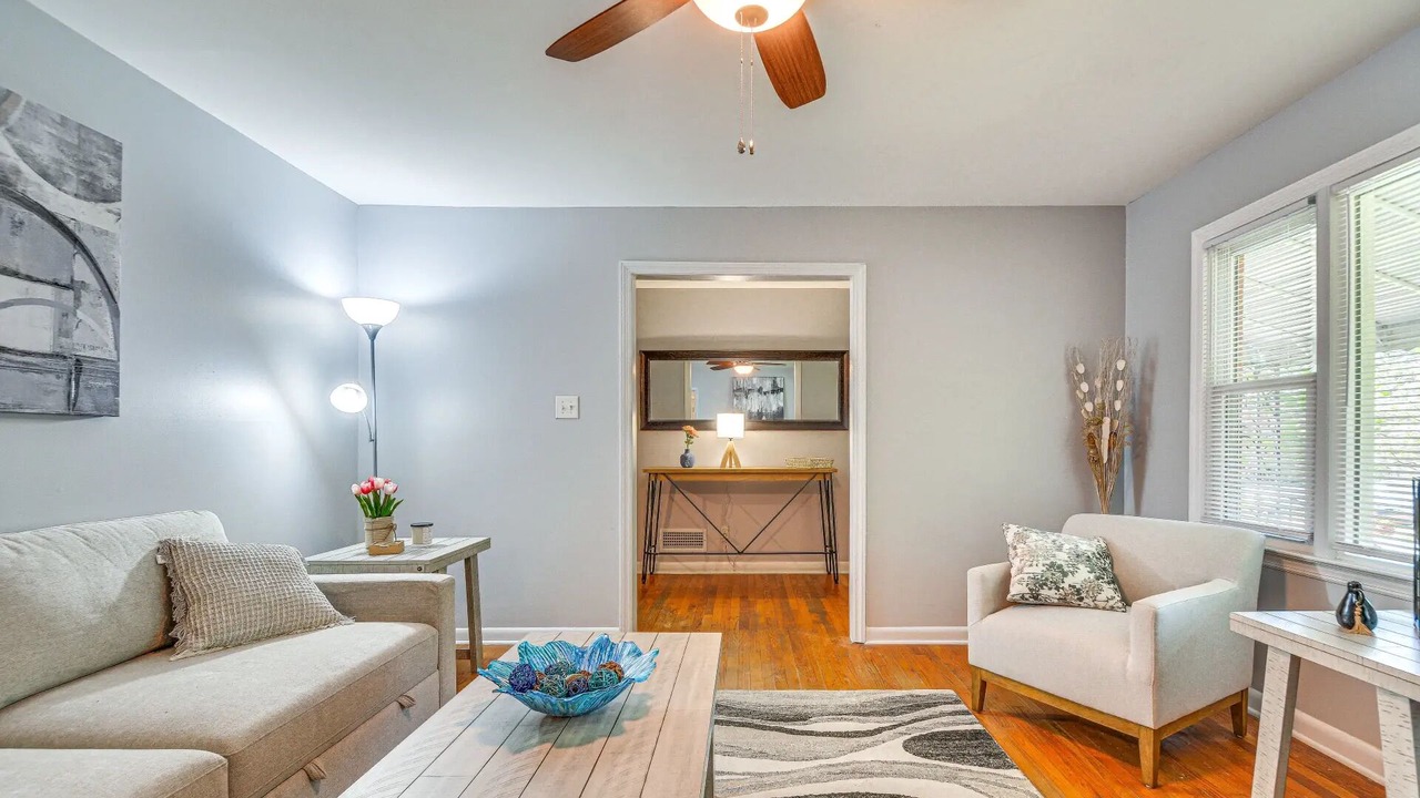 Photo of Livingroom in Northeast Raleigh