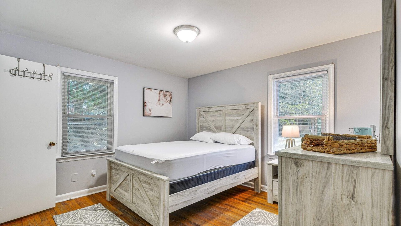 Photo of Bedroom in Northeast Raleigh