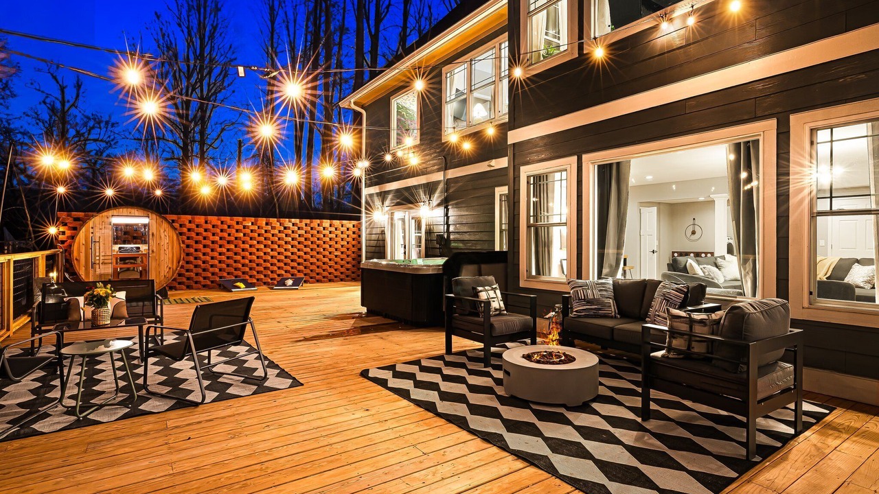 Photo of Outdoor in Hendersonville