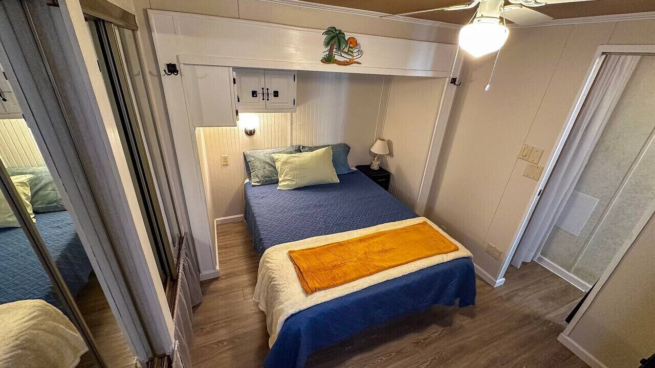 Photo of Bedroom in North Topsail Beach