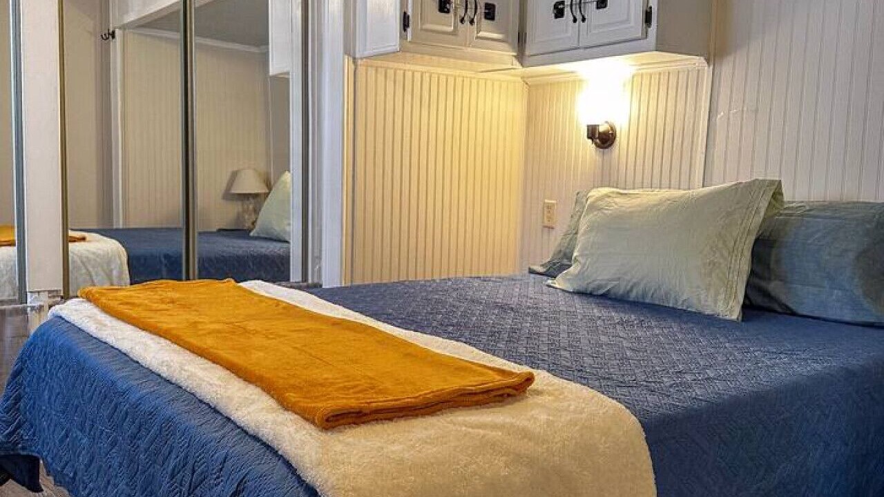 Photo of Bedroom in North Topsail Beach