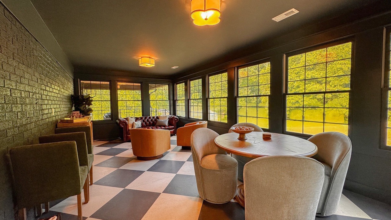 Photo of Bedroom in Skyland
