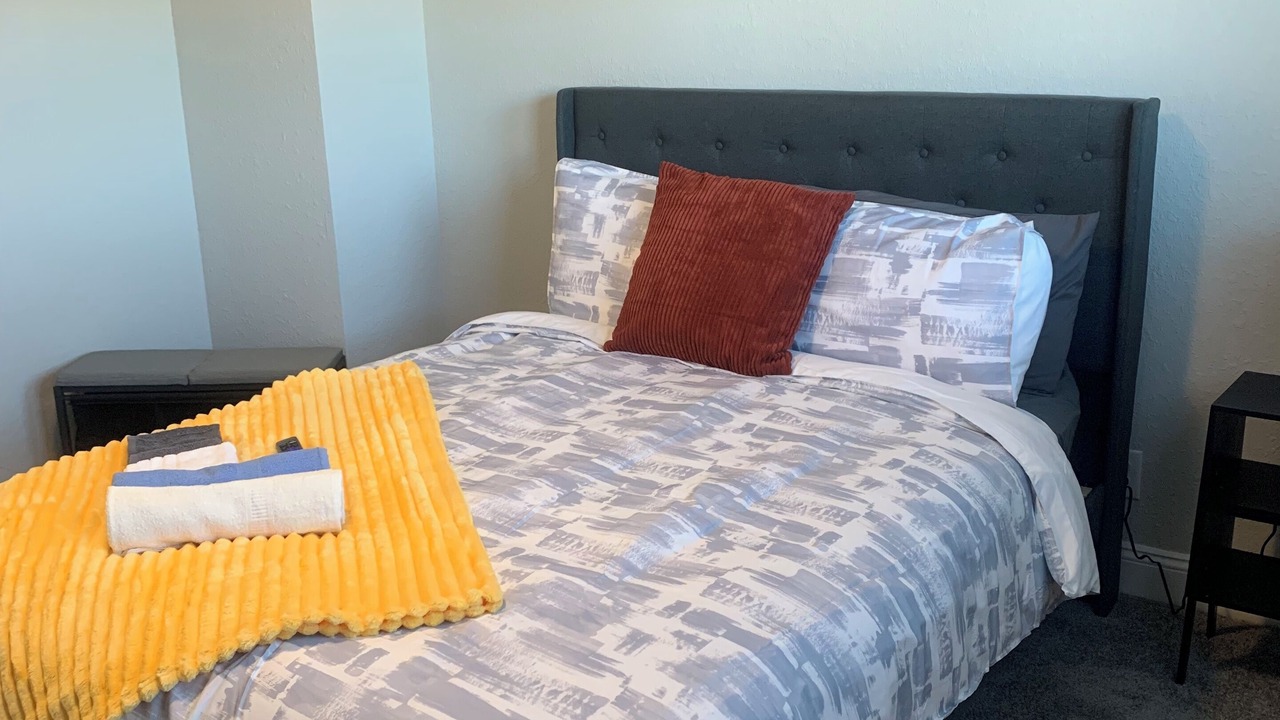 Photo of Bedroom in Villa Heights