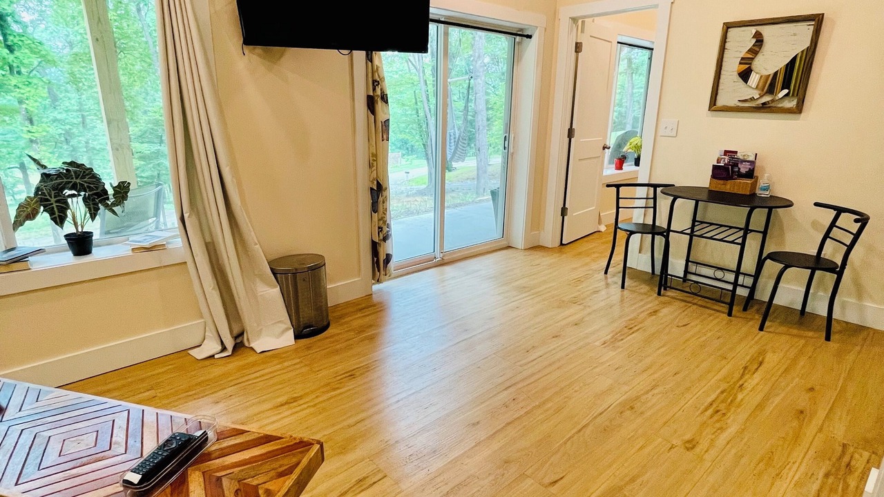 Photo of Livingroom in Old Fort