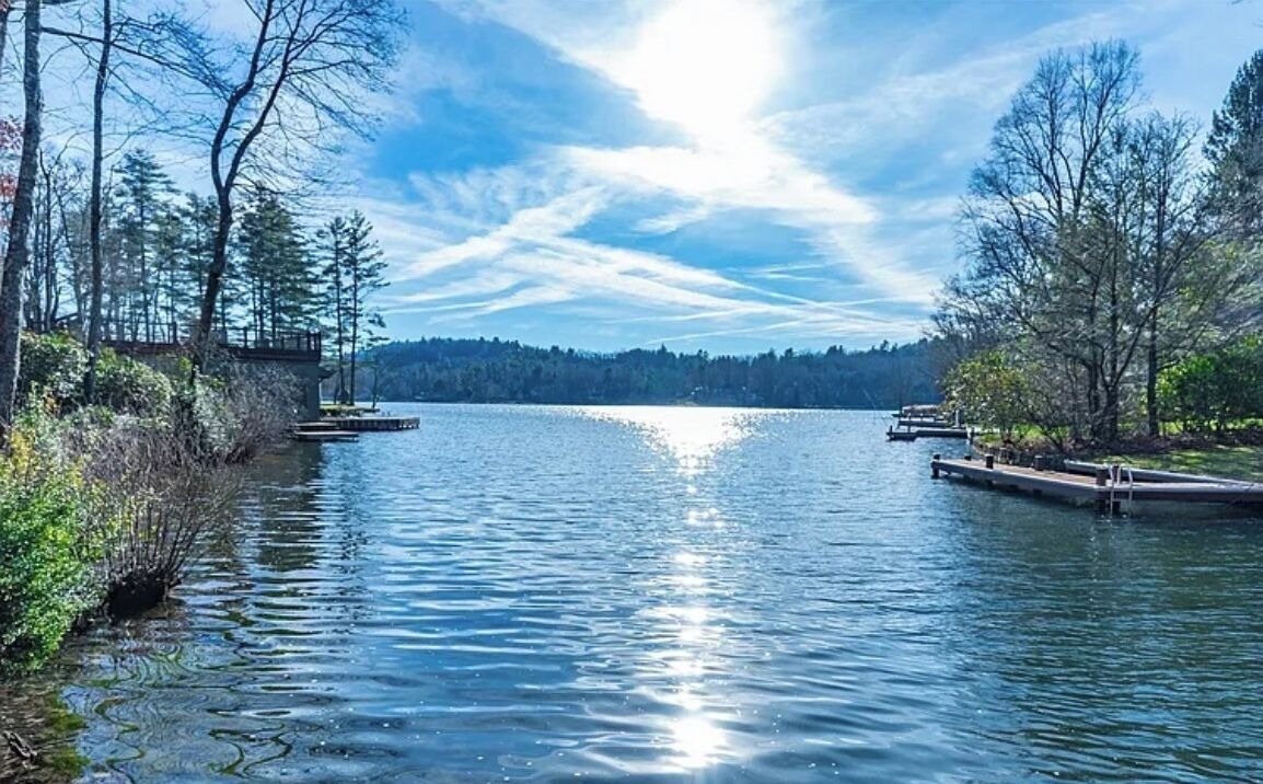 Photo of Others in Lake Toxaway