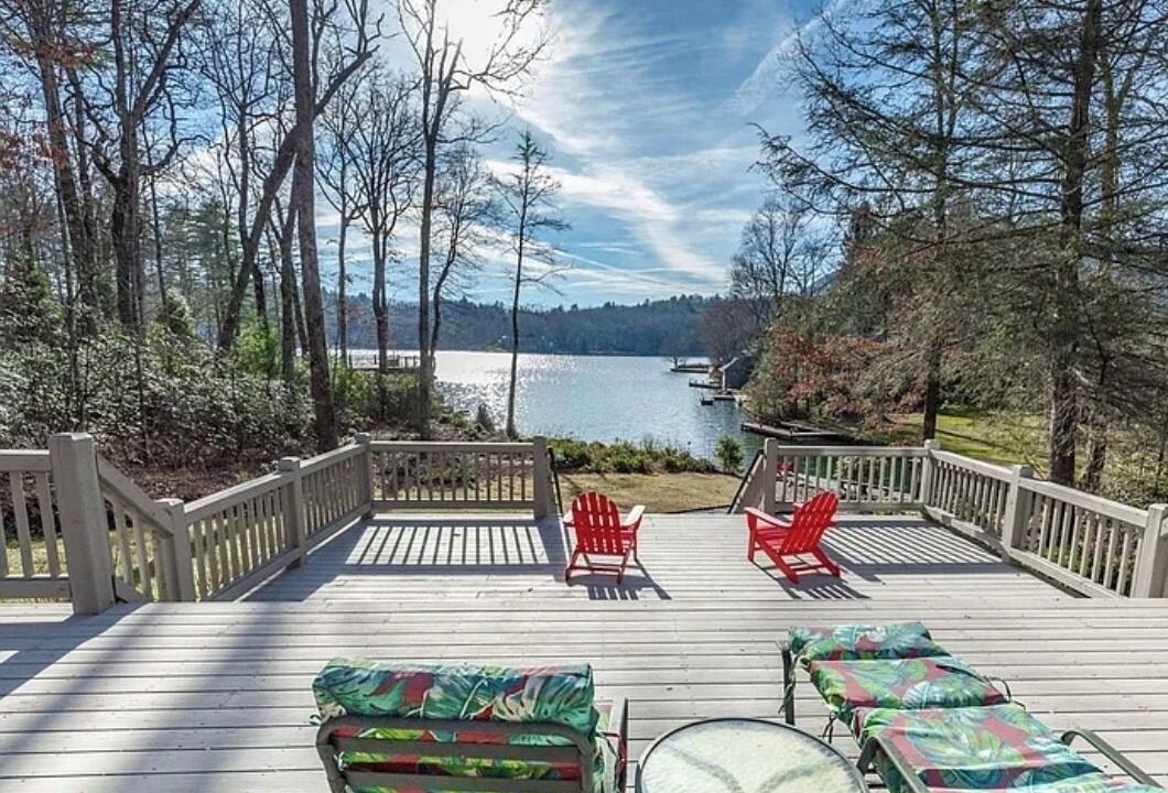 Photo of Patio Balcony in Lake Toxaway