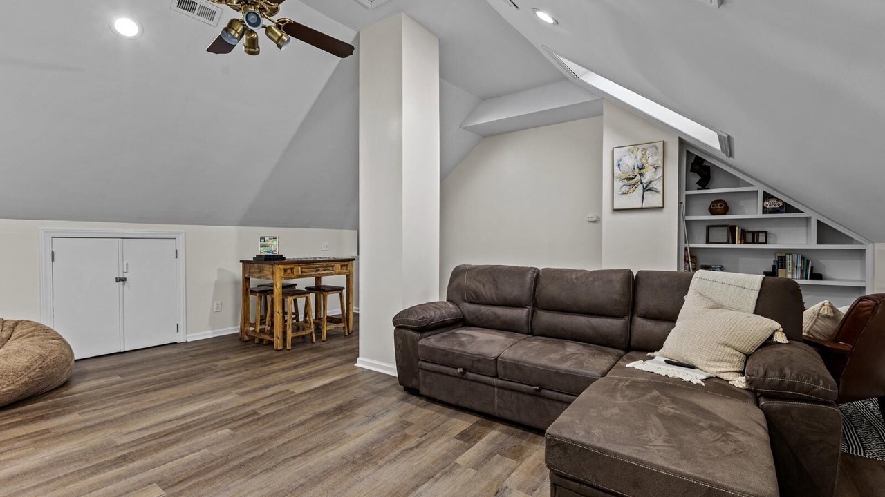 Photo of Livingroom in Greenville