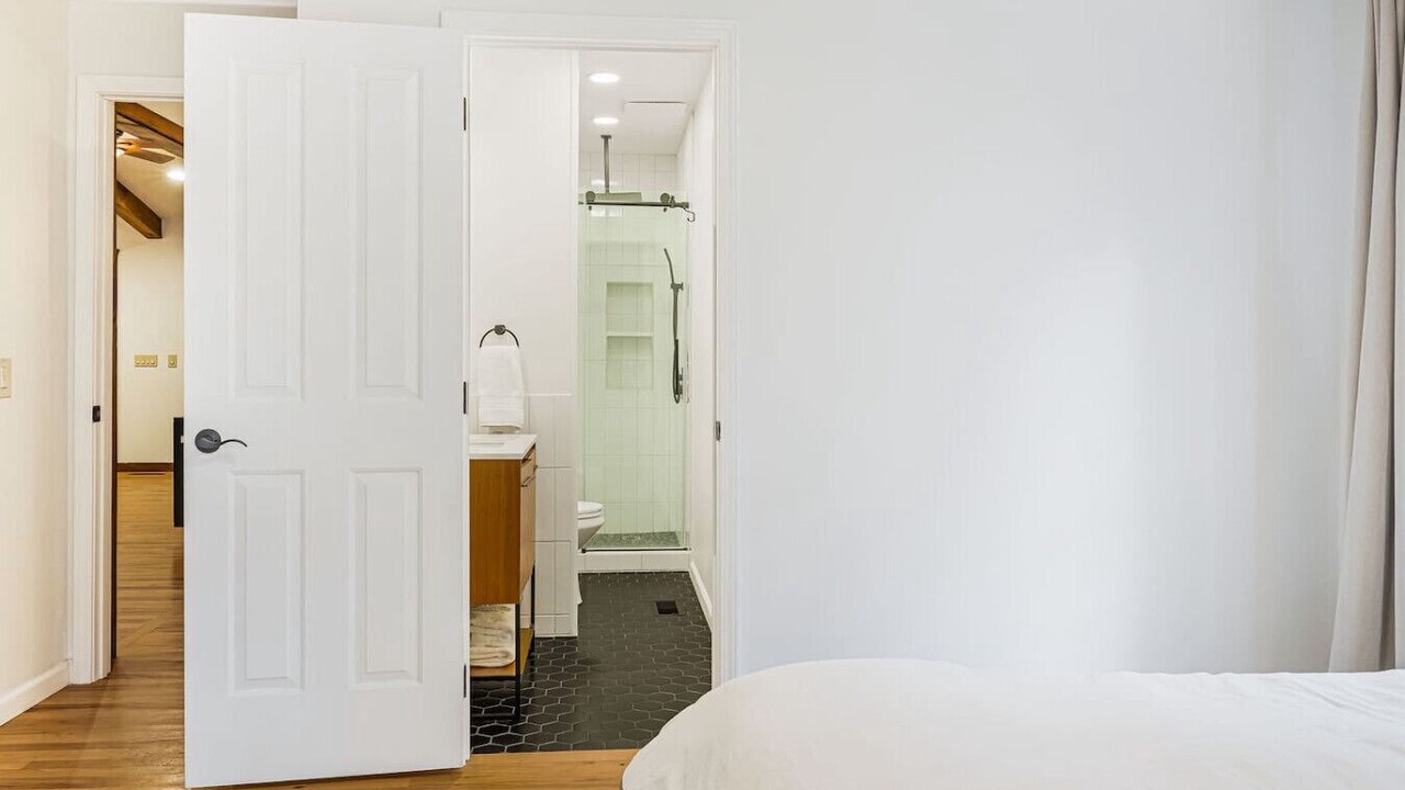 Photo of Bedroom in Bryson City