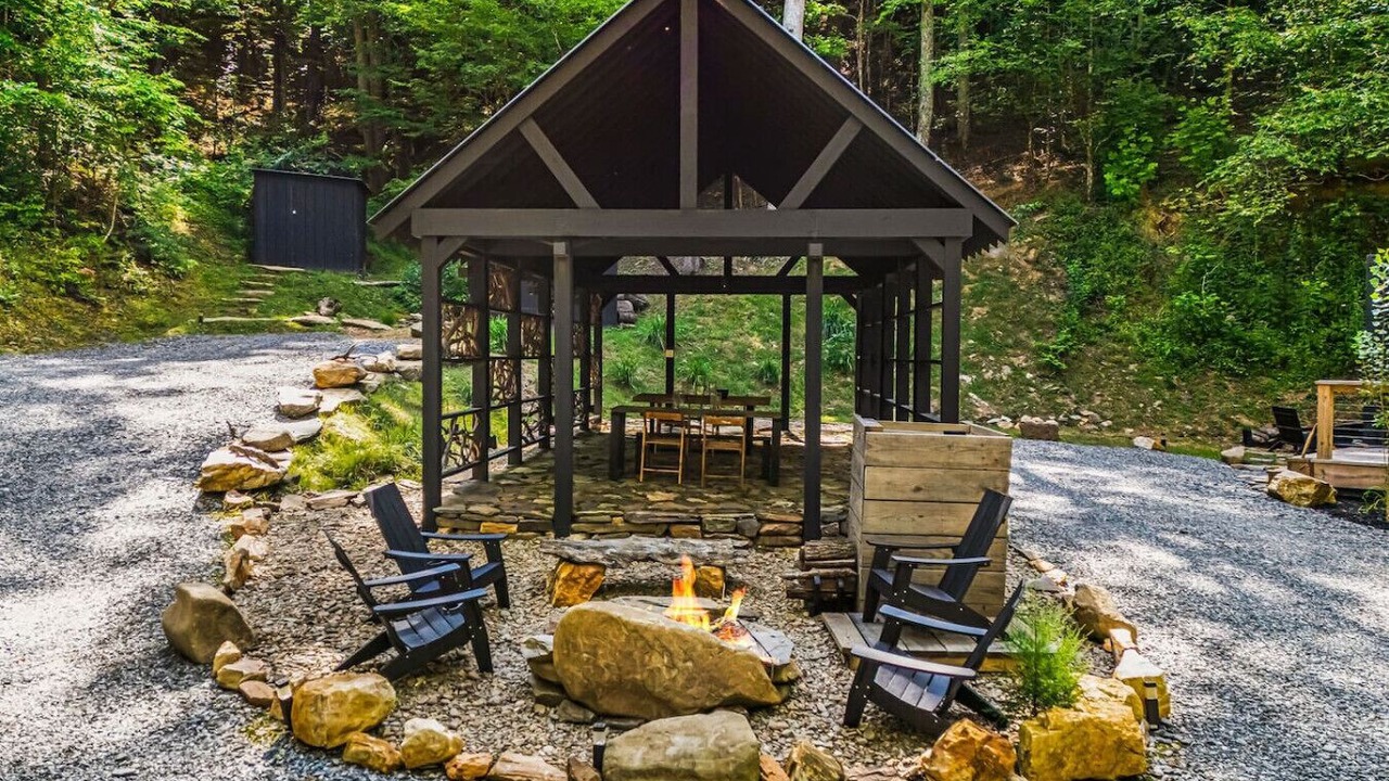 Photo of Patio Balcony in Bryson City