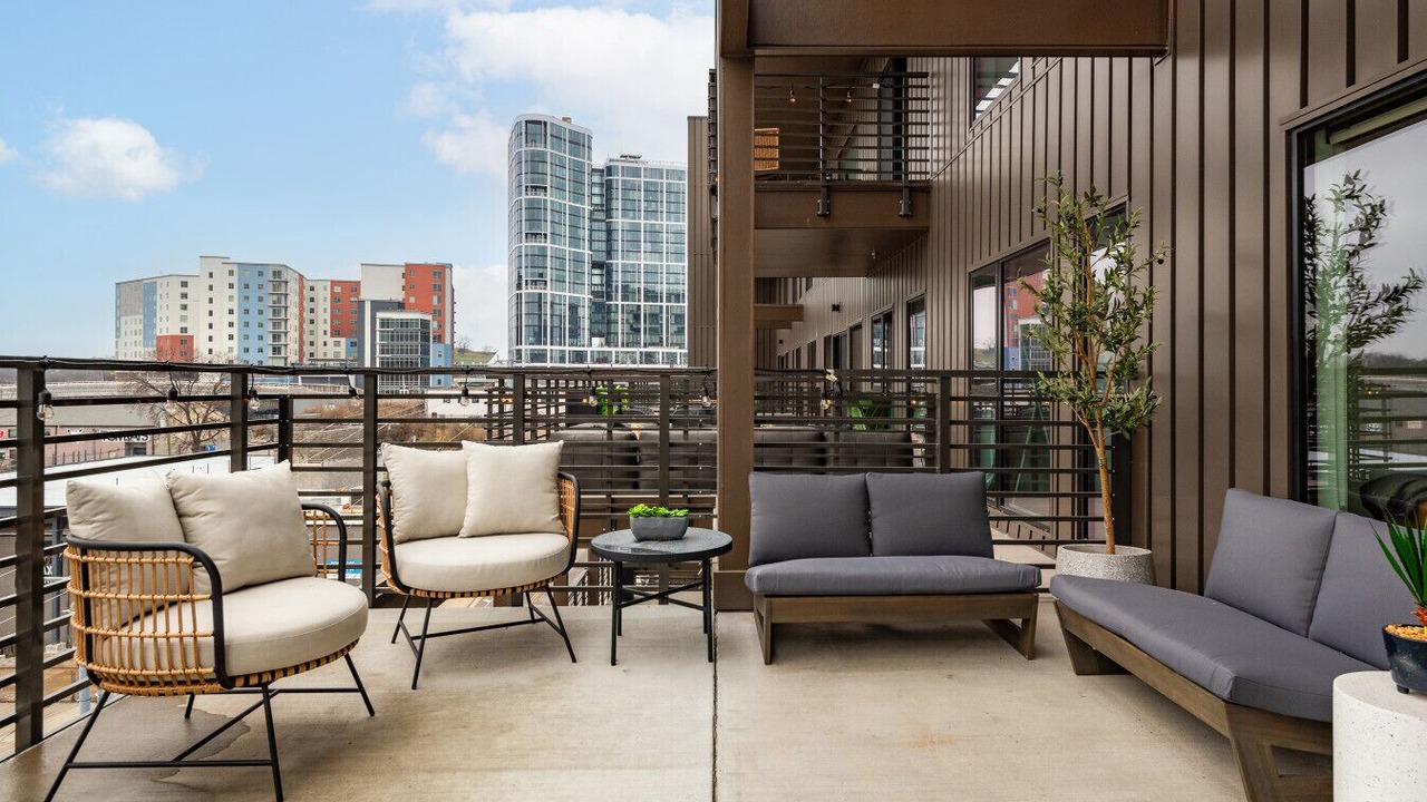 Photo of Patio Balcony in Downtown Nashville