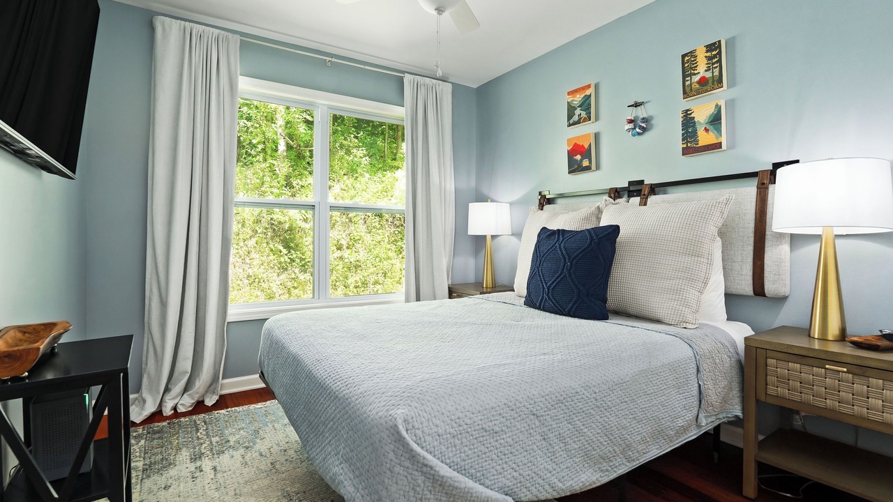 Photo of Bedroom in Smithville