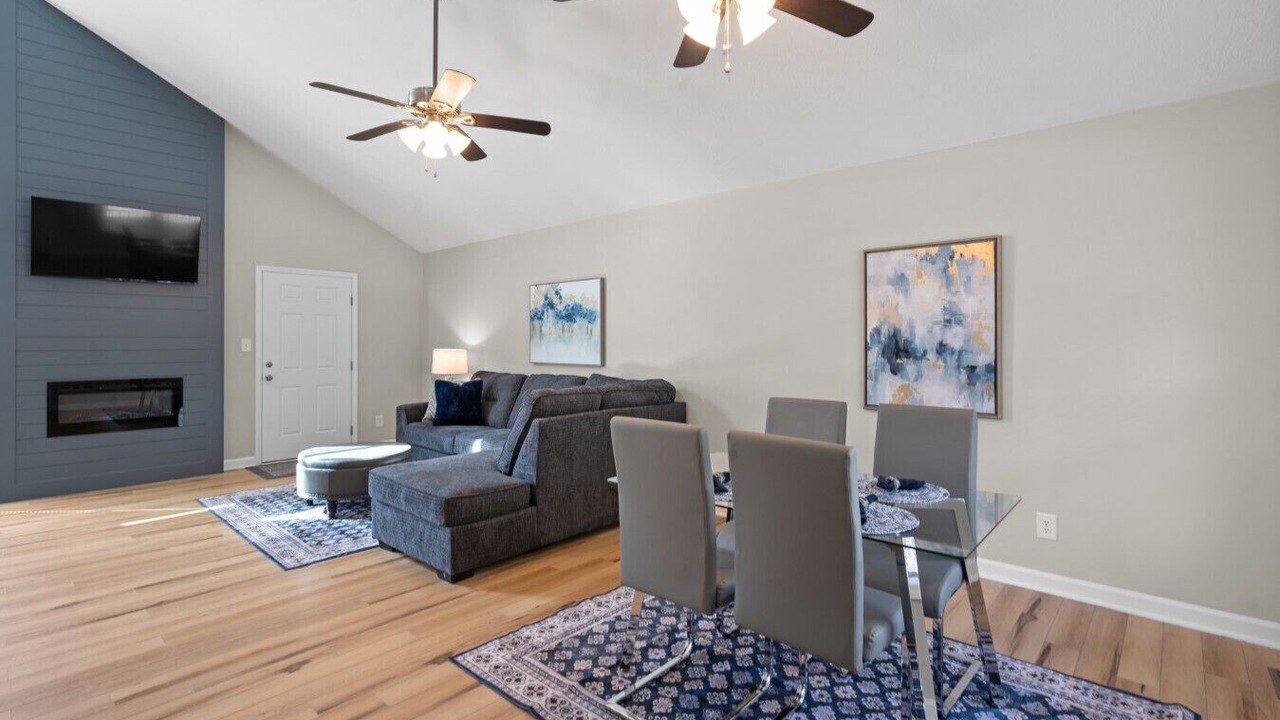 Photo of Livingroom in Westport