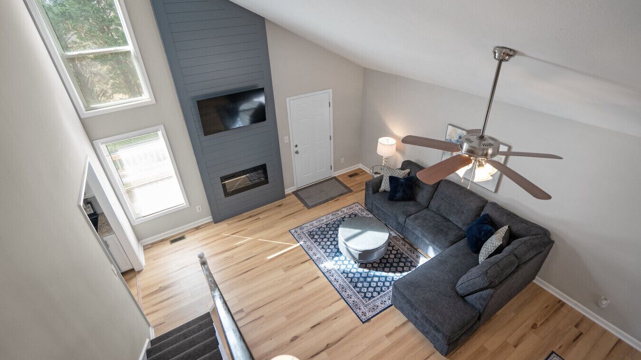 Photo of Livingroom in Westport