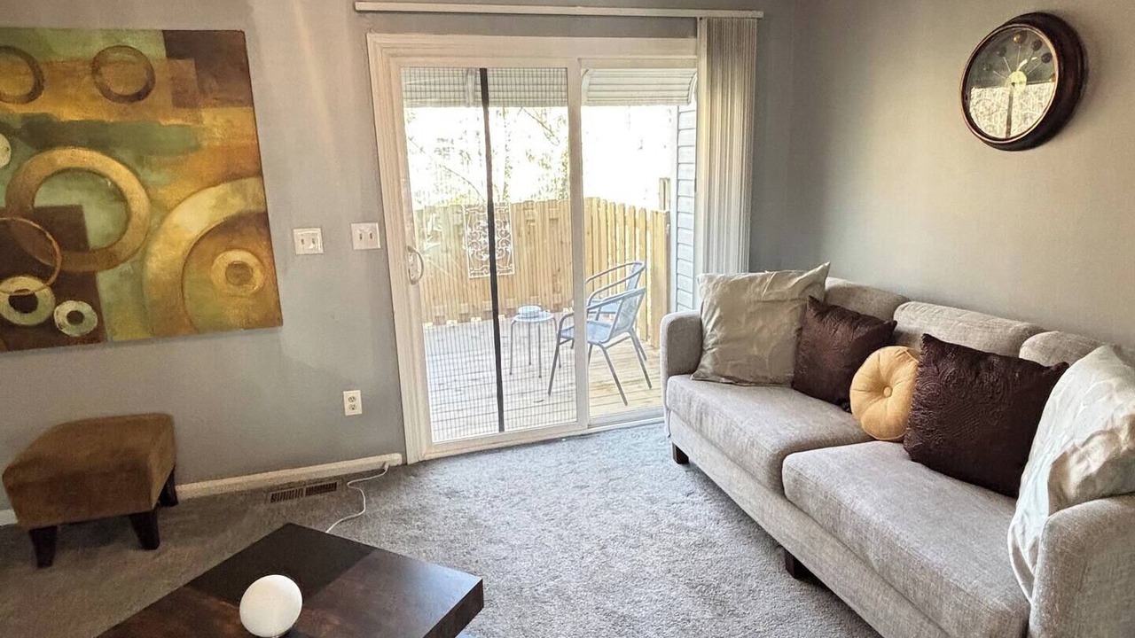 Photo of Livingroom in University Place