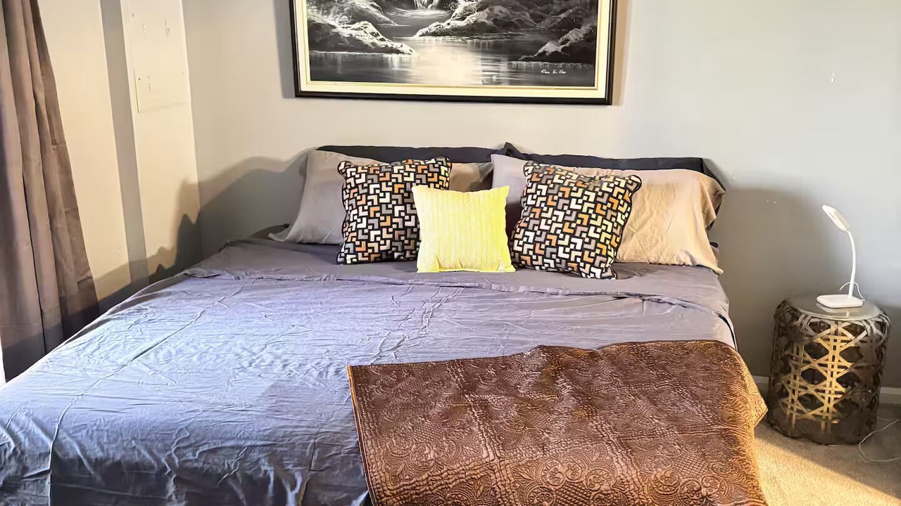 Photo of Bedroom in University Place