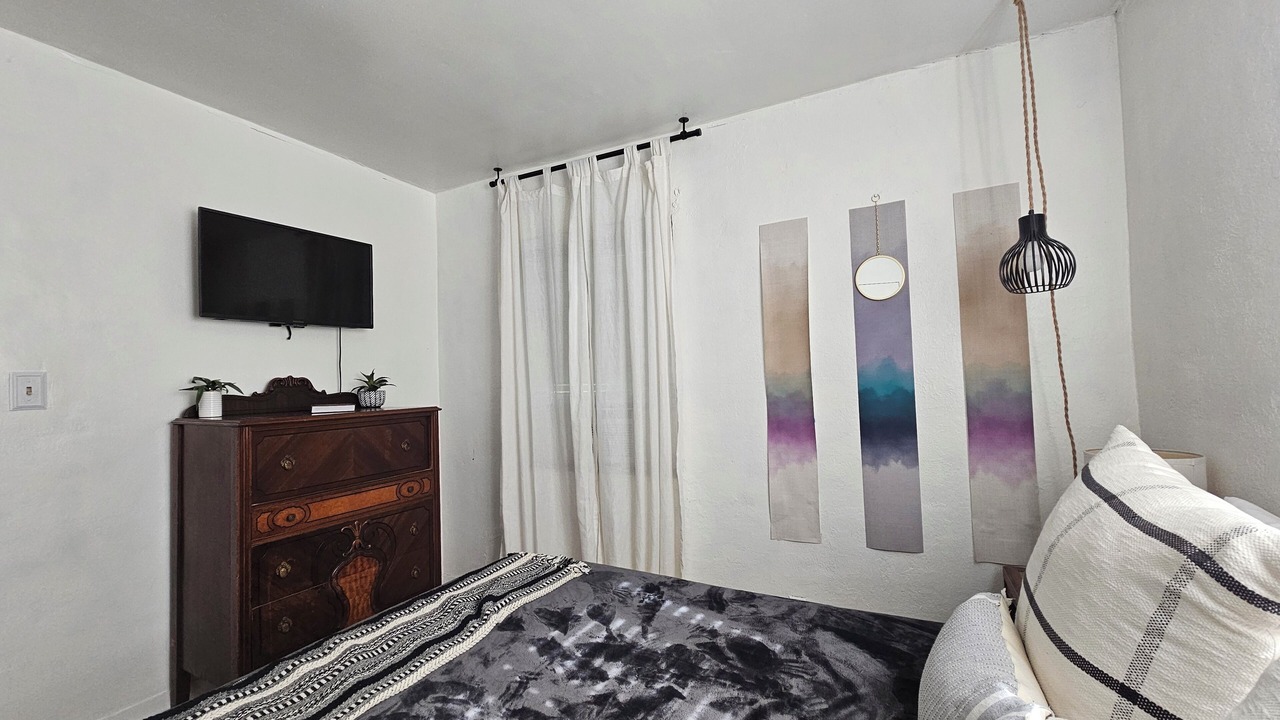 Photo of Bedroom in Jonesville