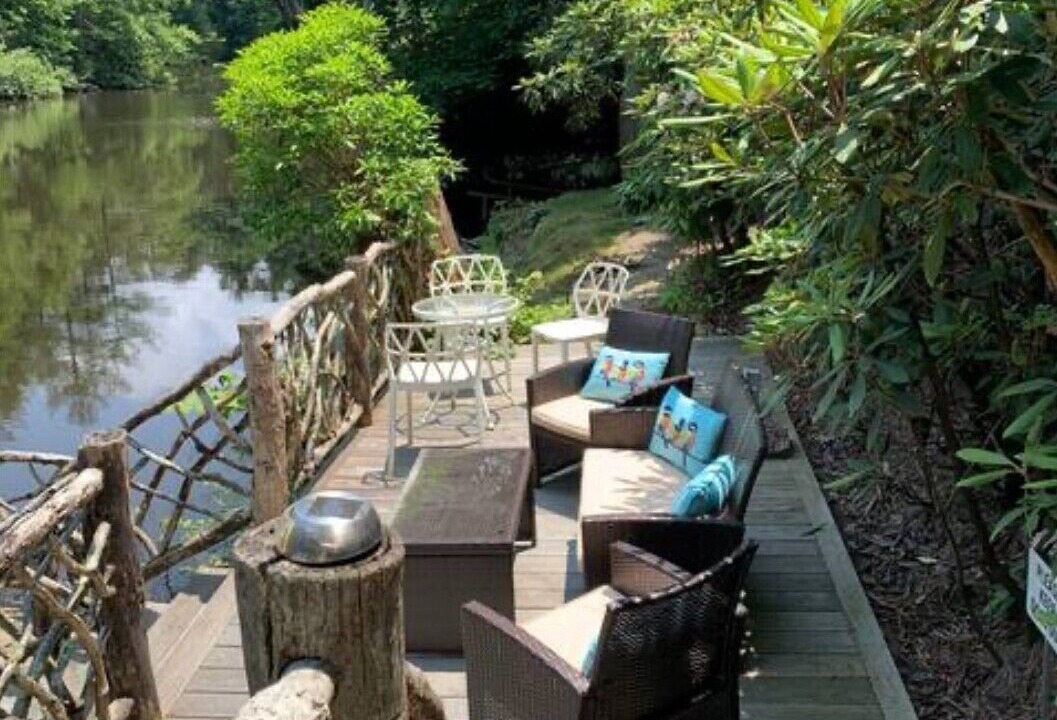 Photo of Patio Balcony in Mirror Lake