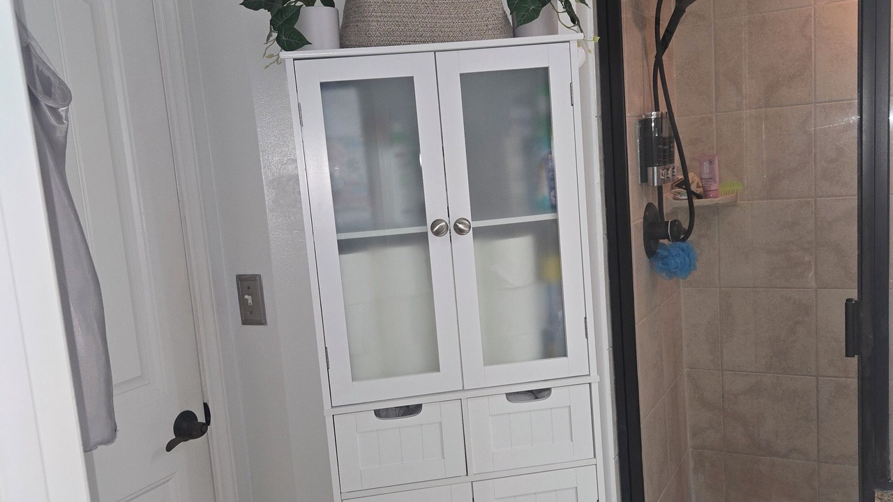 Photo of Bathroom in North Litchfield Beach