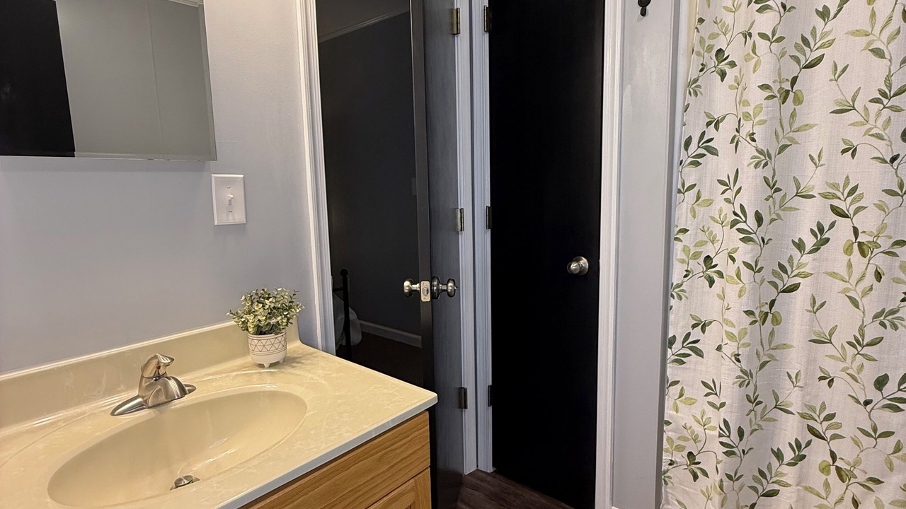 Photo of Bathroom in Southern Shores