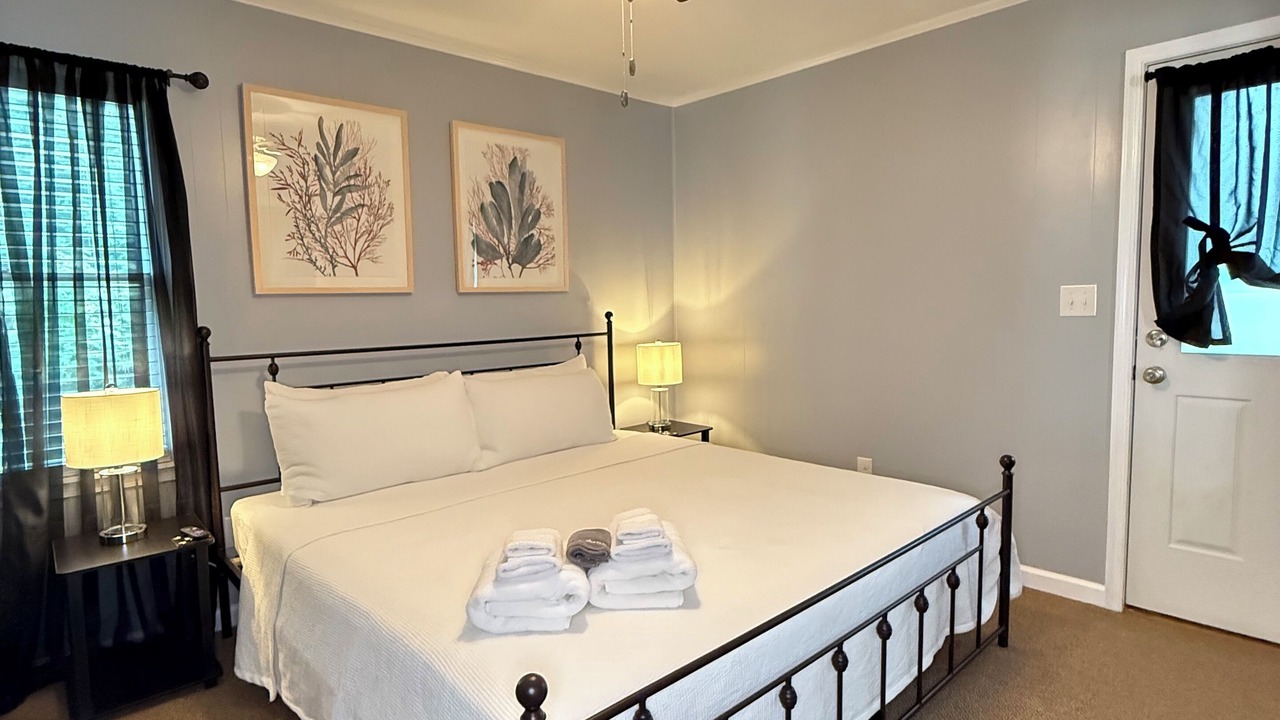 Photo of Bedroom in Southern Shores
