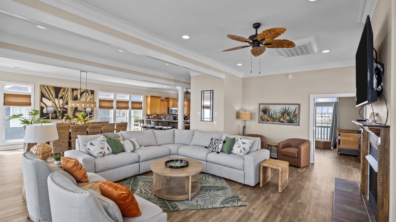 Photo of Livingroom in McCutcheon Field