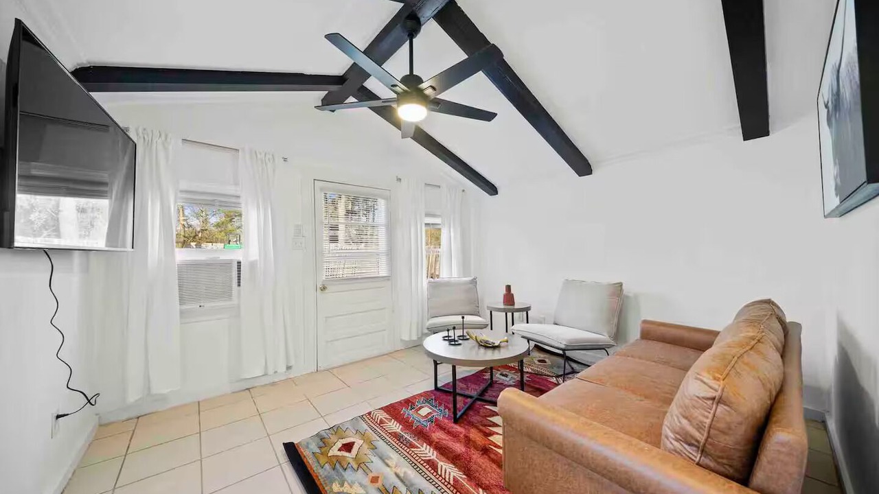 Photo of Livingroom in Fayetteville