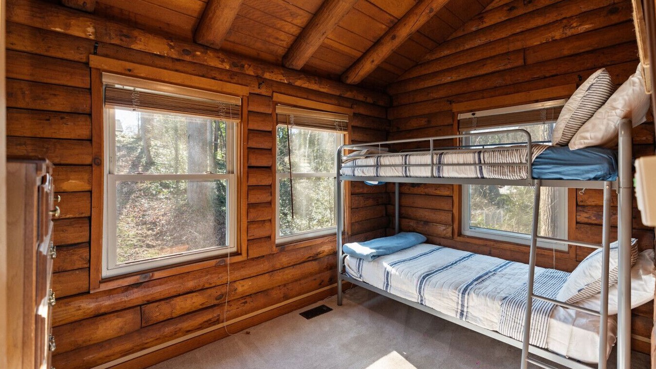 Photo of Bedroom in Lake Norman of Catawba
