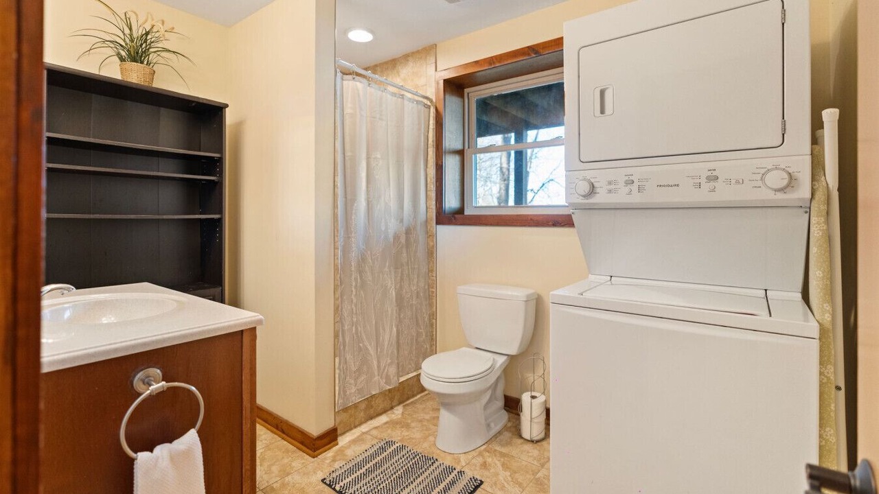 Photo of Bathroom in Lake Norman of Catawba