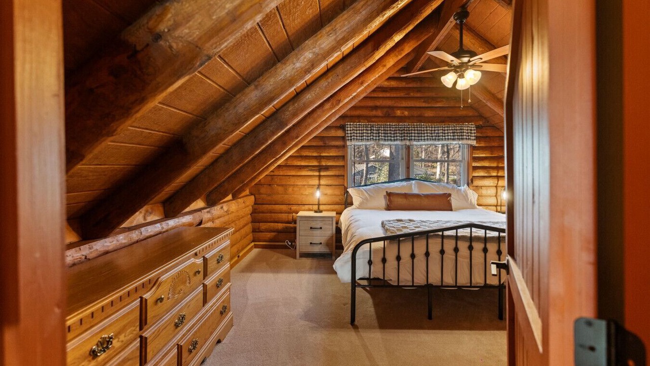 Photo of Bedroom in Lake Norman of Catawba