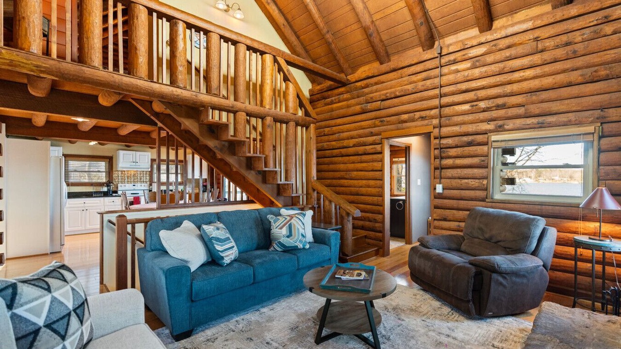 Photo of Livingroom in Lake Norman of Catawba
