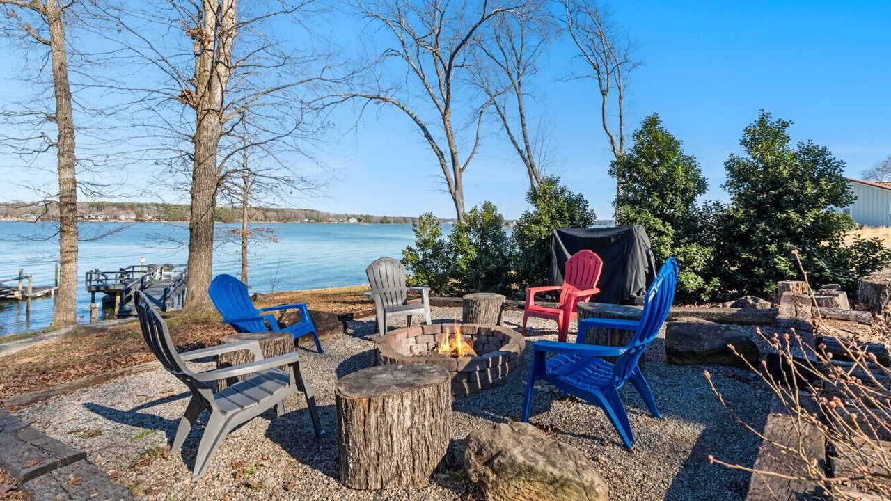 Photo of Outdoor in Lake Norman of Catawba