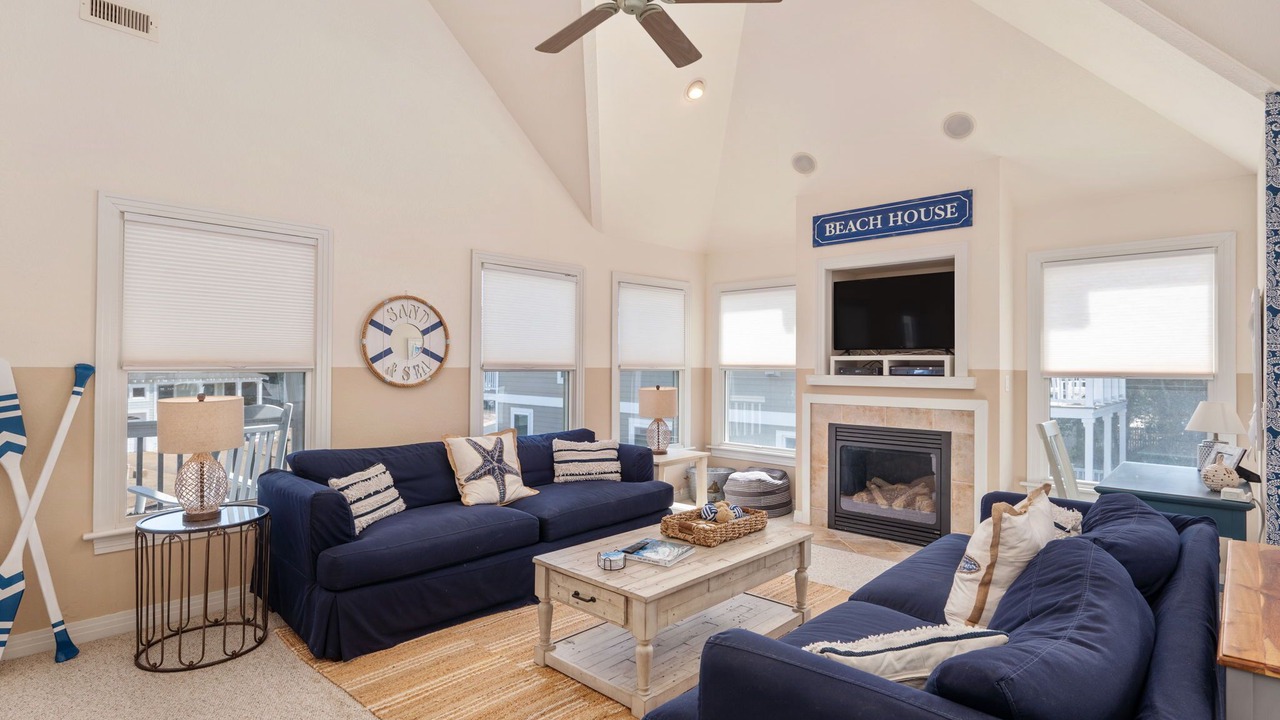 Photo of Bedroom in Corolla