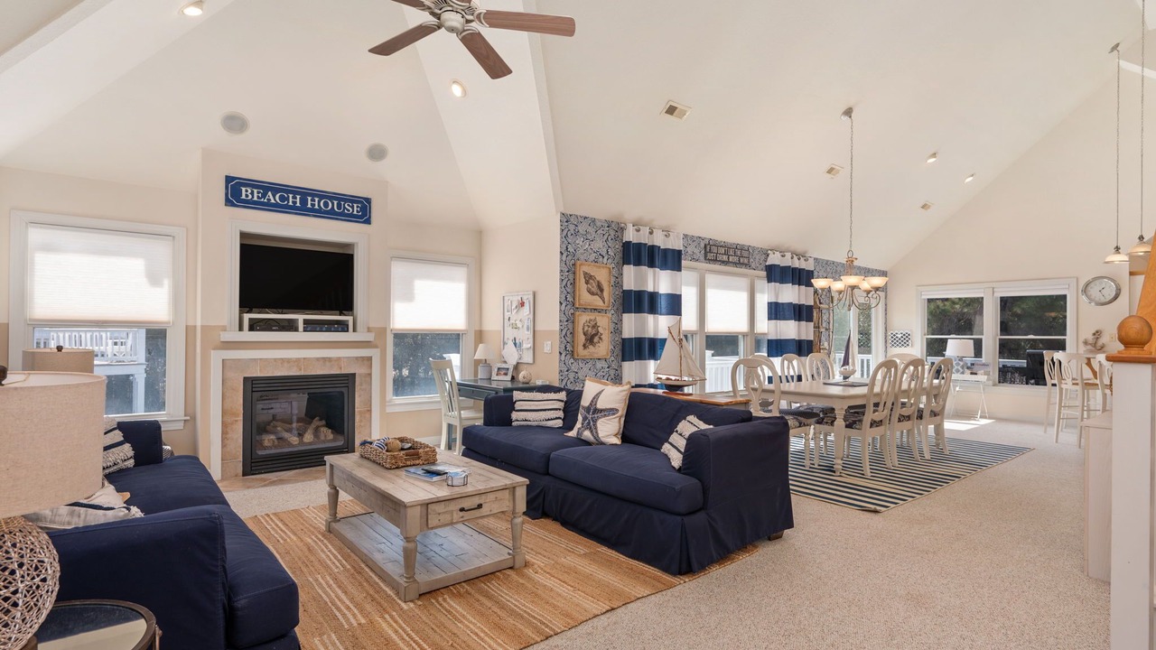 Photo of Bedroom in Corolla