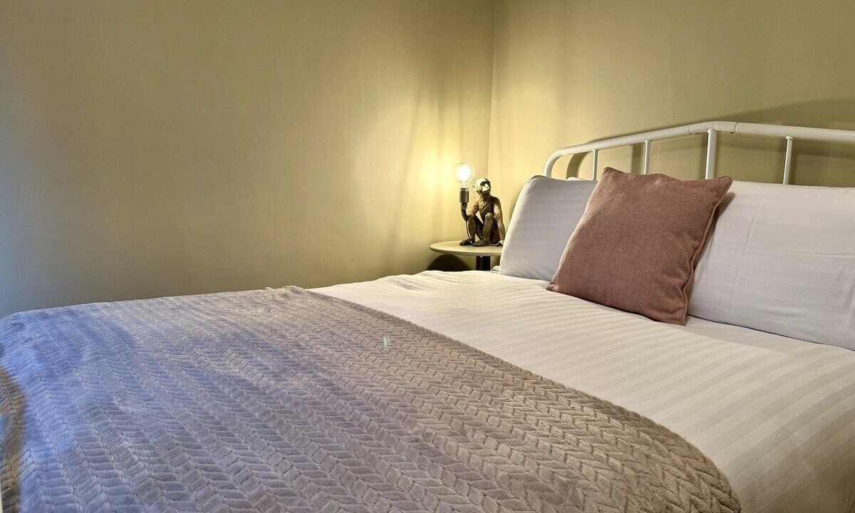 Photo of Bedroom in Southampton