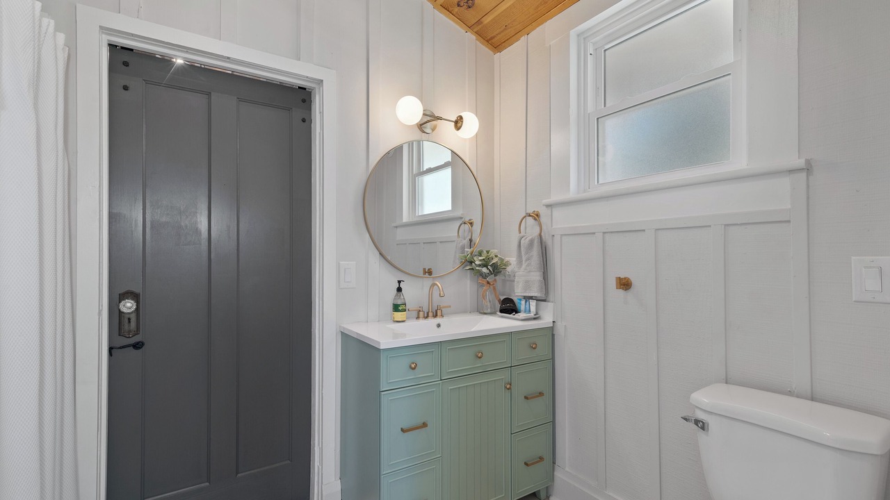 Photo of Bathroom in Lake Junaluska