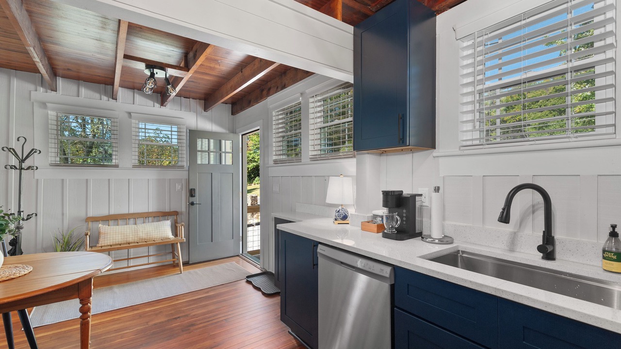 Photo of Kitchen in Lake Junaluska