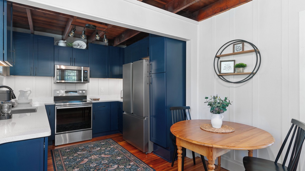 Photo of Kitchen in Lake Junaluska