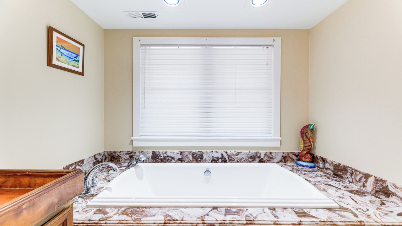 Photo of Bathroom in Oriental