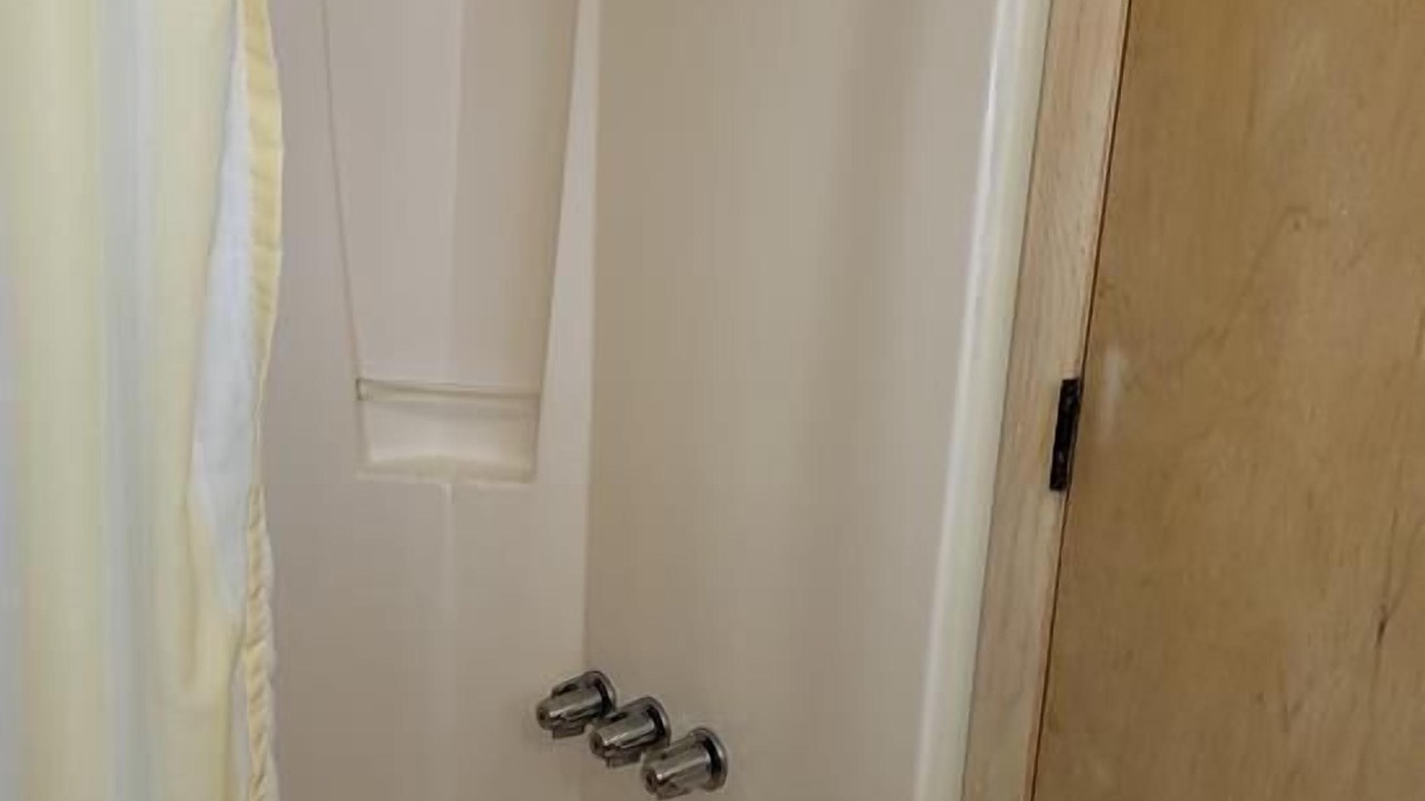 Photo of Bathroom in Ash