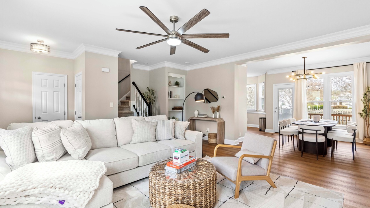 Photo of Livingroom in Northeast Raleigh