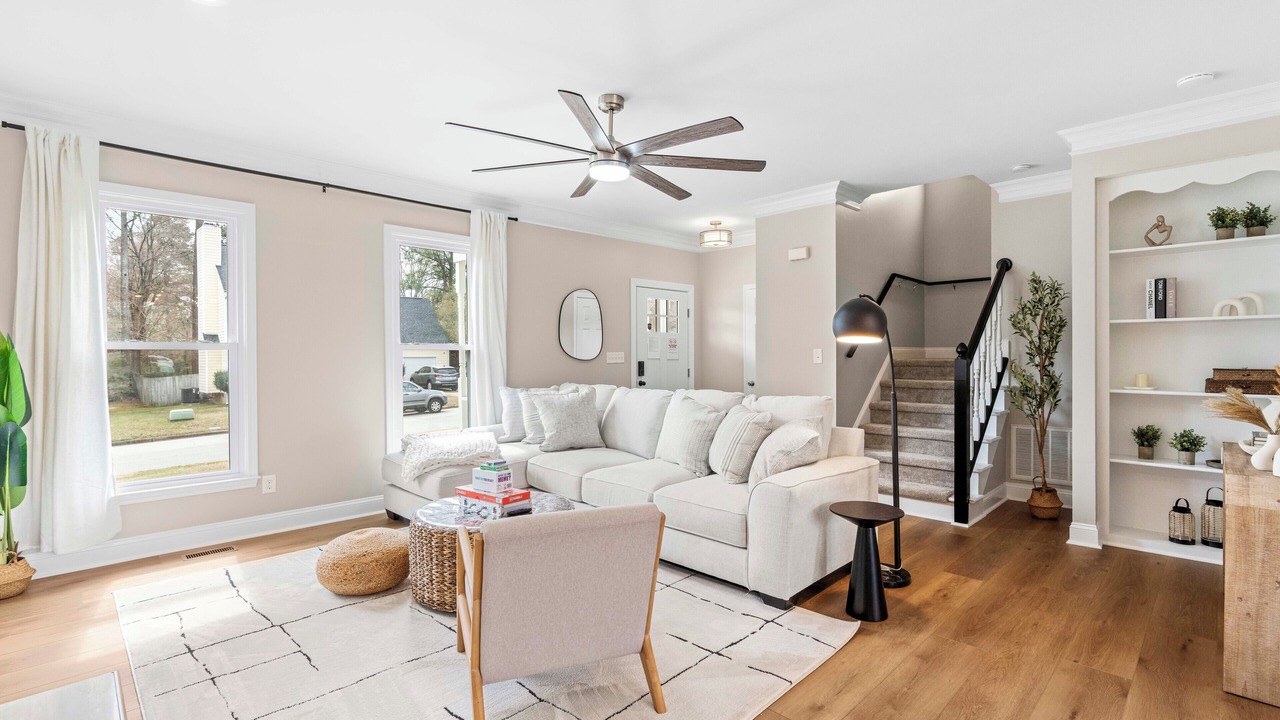 Photo of Livingroom in Northeast Raleigh