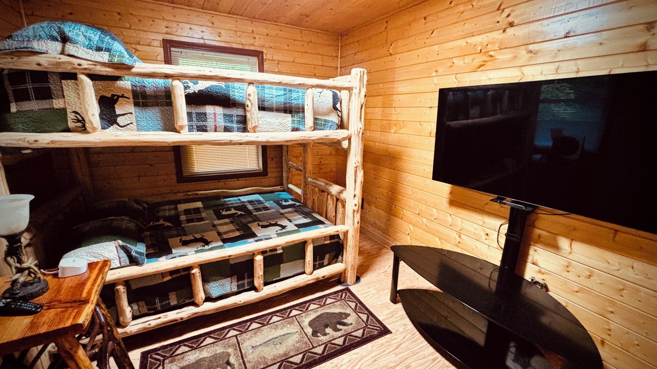 Photo of Bedroom in Grassy Creek