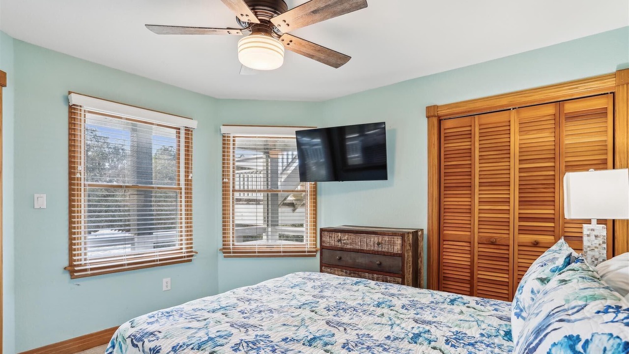 Photo of Bedroom in Pine Island