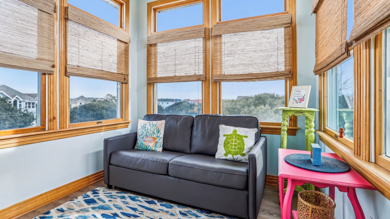 Photo of Livingroom in Pine Island